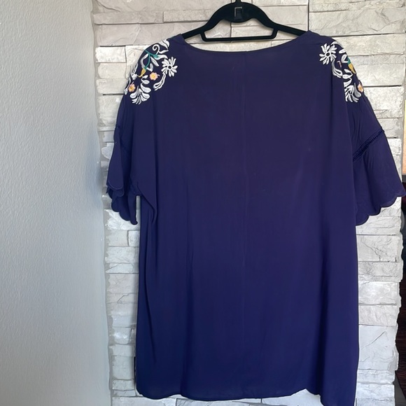 Embroidered Tunic. Never Worn. - Picture 4 of 6